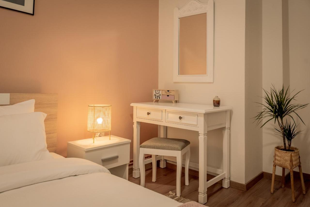 Aphrodite'S Apartment On Agia Sofia Midas Home Thessaloníki Ngoại thất bức ảnh